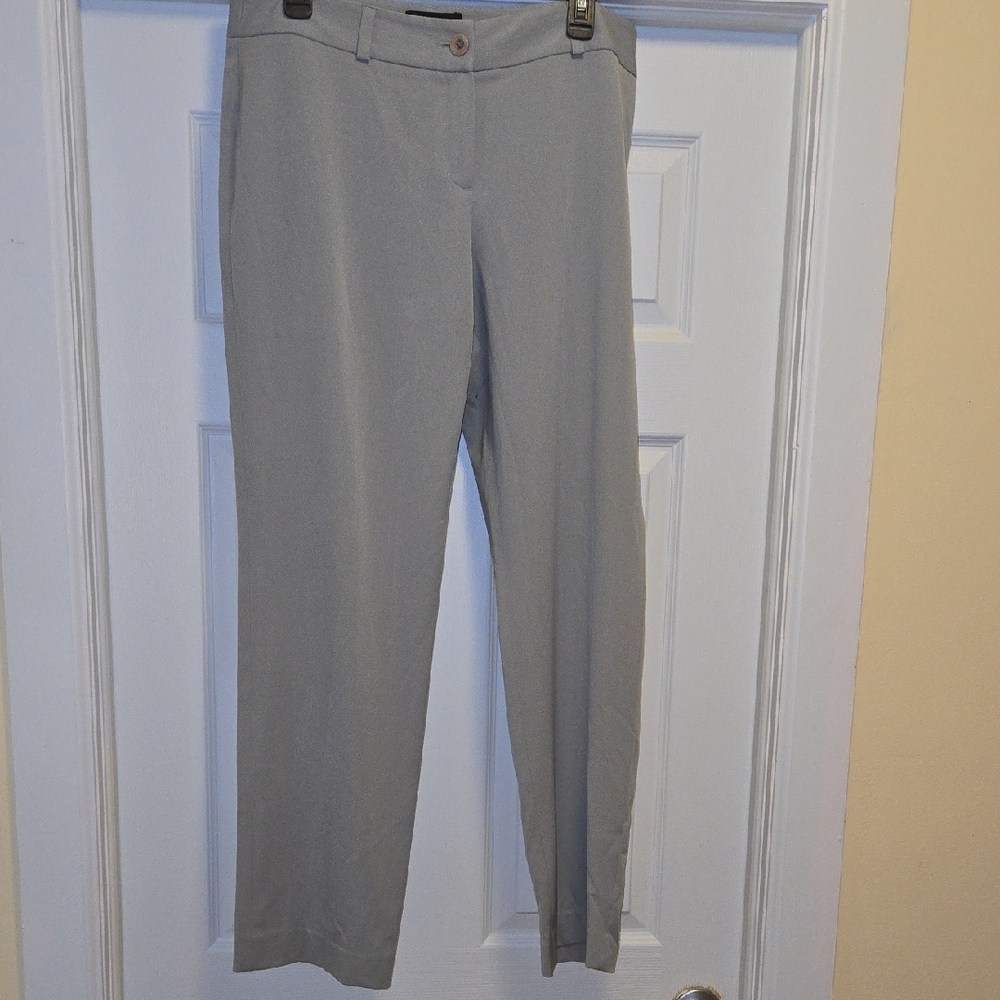 Chic Women's Gray Trousers